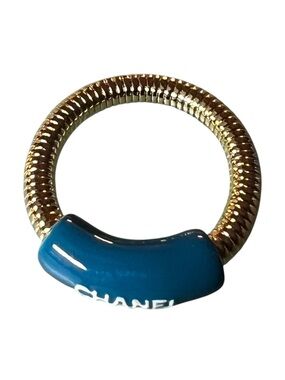 Vintage 2001 ChaneI Spiral Ring Size - 7 
Aqua Blue Spell- Out